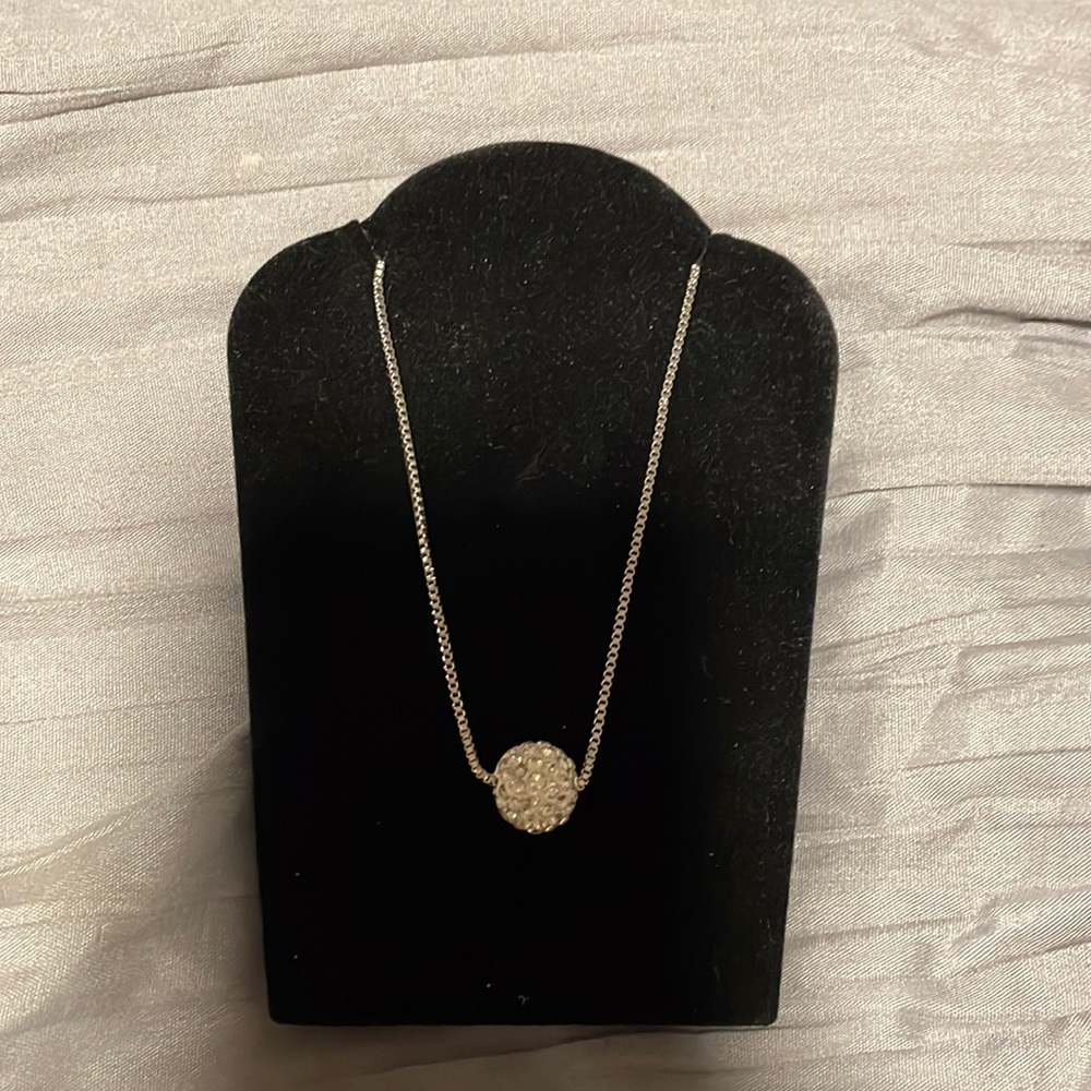 Fashion necklace